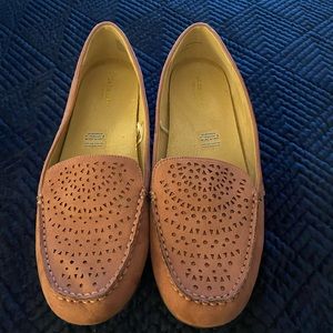 Liz Claiborne Blush colored loafers